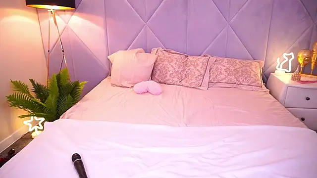 AlexaGreyyy online show from 11/07/25, 08:46