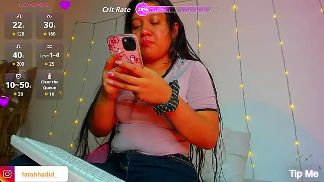 Snapshot of Maisa_issa chatting on 04/28/26, 01:26 Maisa issa online show from 04/28/26, 01:26