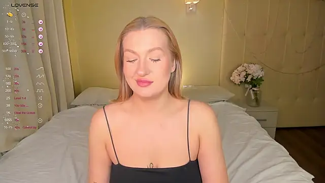 Emma  Leee online show from 03/05/25, 04:02