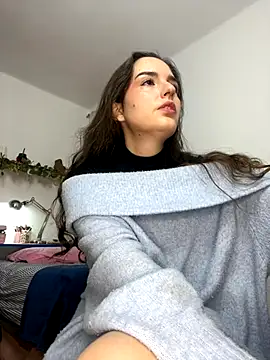 Snapshot of tatianaAlvarez1 chatting on 10/28/25, 10:47 tatianaAlvarez1 online show from 10/28/25, 10:47