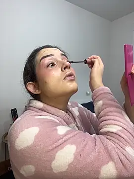 Snapshot of tatianaAlvarez1 chatting on 03/07/25, 09:40 tatianaAlvarez1 online show from 03/07/25, 09:40