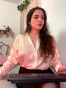 Snapshot of tatianaAlvarez1 chatting on 11/27/25, 10:16 tatianaAlvarez1 online show from 11/27/25, 10:16