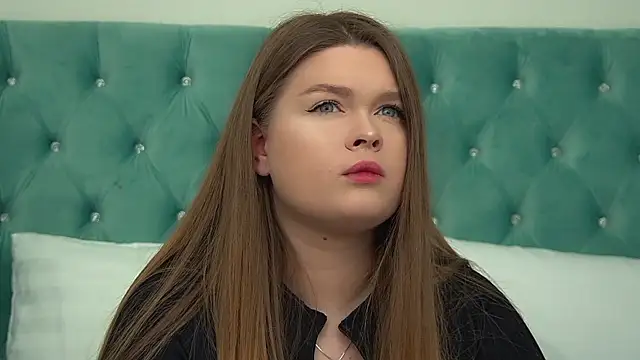 CrystalLyons online show from 02/21/26, 12:07