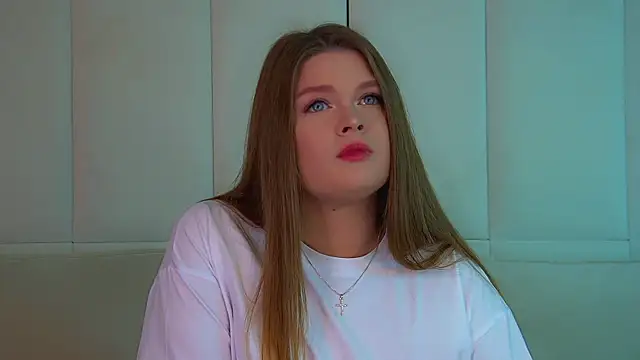 CrystalLyons online show from 02/26/26, 06:35