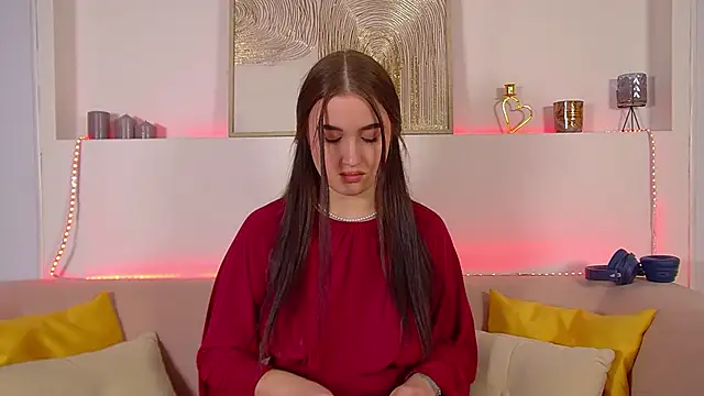 ChristinaMilton online show from 03/20/25, 09:26