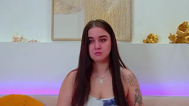 ChristinaMilton online show from 02/12/26, 06:35