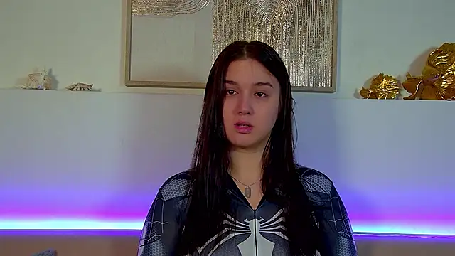 ChristinaMilton online show from 12/01/25, 06:31