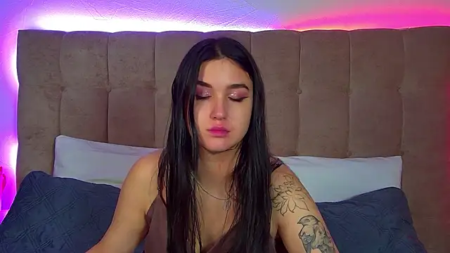 ChristinaMilton online show from 09/08/25, 06:29