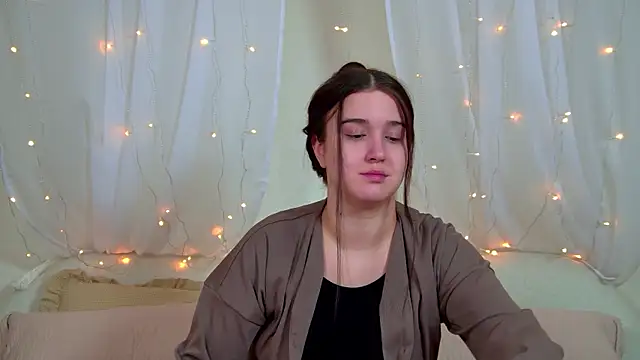 ChristinaMilton online show from 02/10/26, 06:45