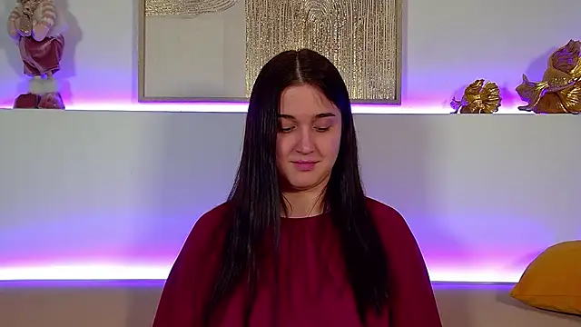 ChristinaMilton online show from 12/13/25, 08:04