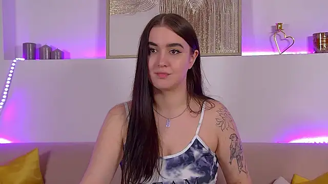 ChristinaMilton online show from 03/13/25, 04:01