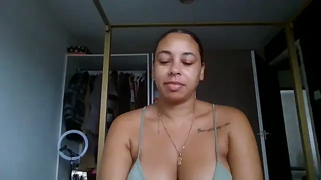 bigbootyjayda online show from 09/18/25, 08:17