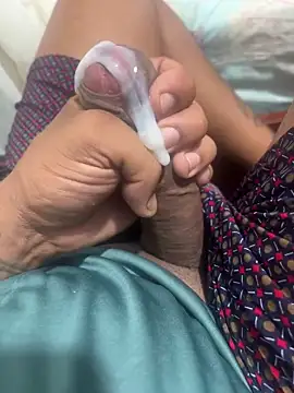 morenoroludo777 online show from 02/25/25, 03:20