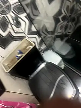 morenoroludo777 online show from 10/11/25, 11:11