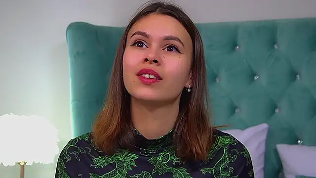 PollyLanders online show from 09/21/25, 06:13