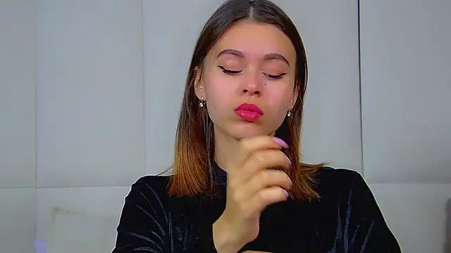 PollyLanders online show from 10/06/25, 07:14