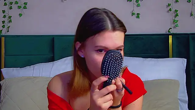 PollyLanders online show from 03/10/25, 06:23