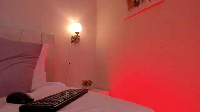 dani skinny  online show from 02/20/25, 06:03