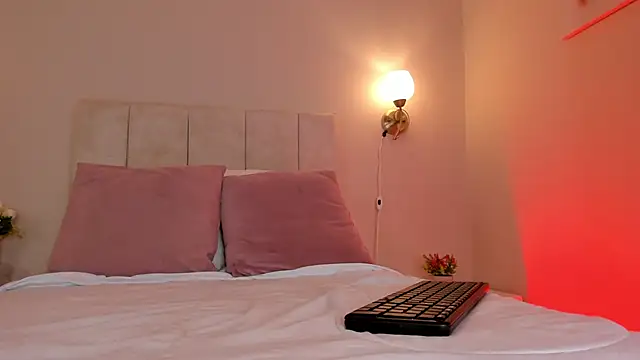 dani skinny  online show from 02/27/25, 06:09