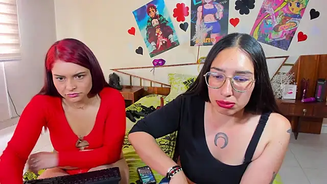 Snapshot of Marilynselxoveanalhard chatting on 12/17/24, 04:43 Marilynselxoveanalhard online show from 12/17/24, 04:43