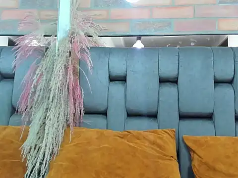 JESSYCORTES online show from 04/01/26, 04:47