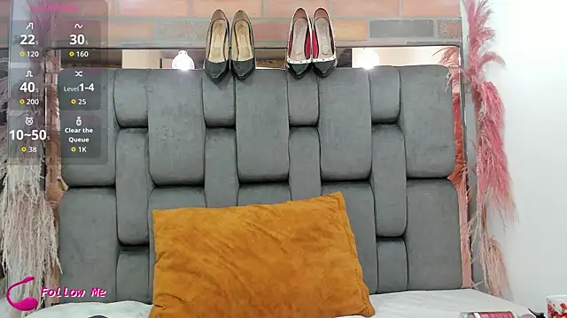 JESSYCORTES online show from 11/02/25, 03:33