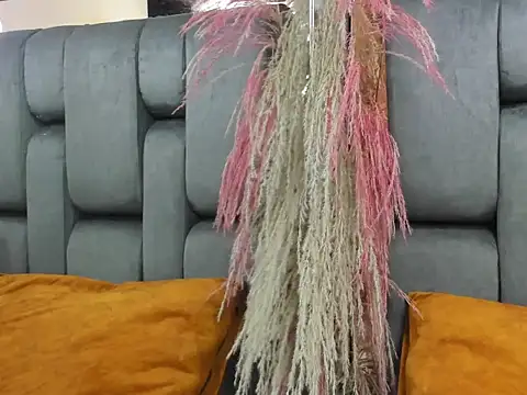 JESSYCORTES online show from 03/31/26, 04:03