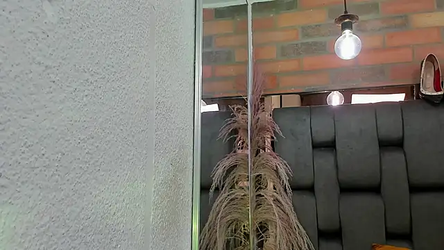 JESSYCORTES online show from 11/15/25, 02:10