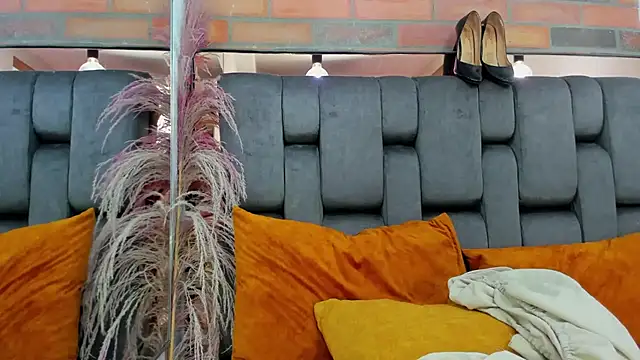 JESSYCORTES online show from 12/19/25, 04:53