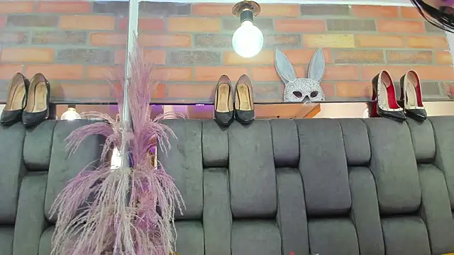 JESSYCORTES online show from 10/24/25, 02:49