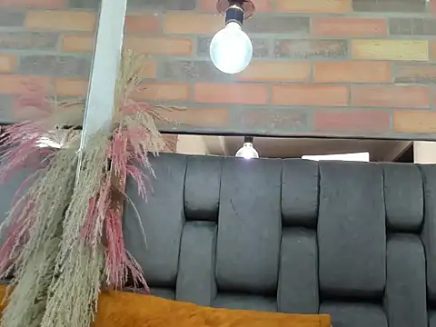 JESSYCORTES online show from 03/28/26, 04:24