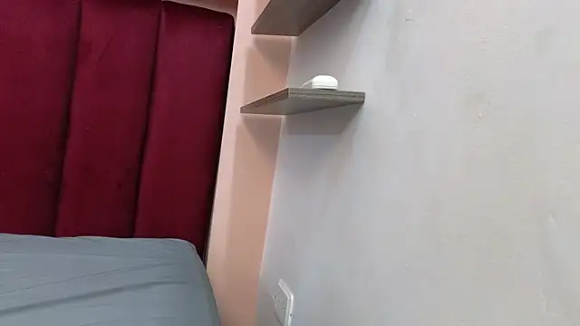 JESSYCORTES online show from 02/21/25, 01:44