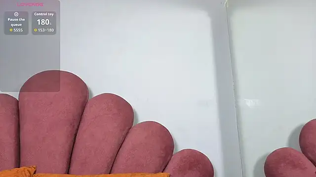 JESSYCORTES online show from 10/26/25, 12:33