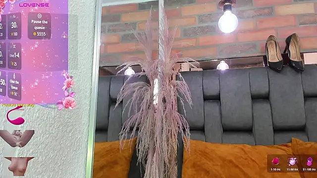 JESSYCORTES online show from 02/04/26, 08:37