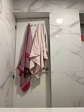 Lucascacaca online show from 04/16/26, 08:20