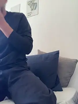 Lucascacaca online show from 03/31/26, 01:02