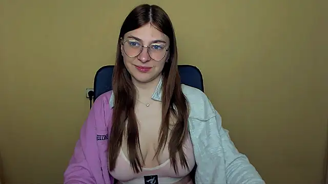 Luna Lush  online show from 04/27/26, 11:30