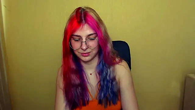 Snapshot of Luna_Lush_ chatting on 02/25/25, 12:16 Luna Lush online show from 02/25/25, 12:16