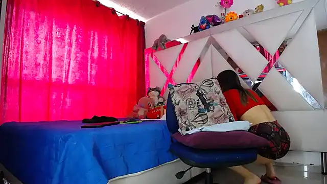 conejita hotxxx online show from 10/14/25, 07:03