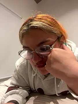 SophiaWeestt99 online show from 01/10/26, 05:03