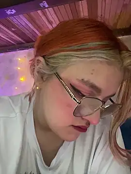 SophiaWeestt99 online show from 10/24/25, 02:43