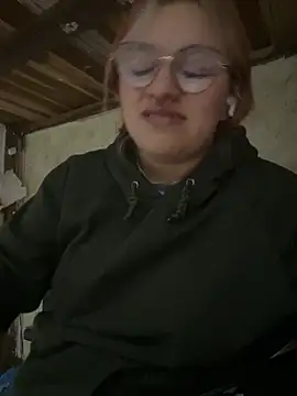 SophiaWeestt99 online show from 11/22/25, 04:22