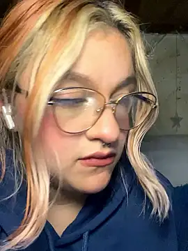 SophiaWeestt99 online show from 01/13/26, 03:10