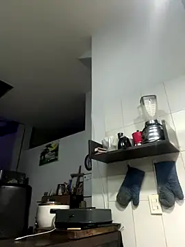 SophiaWeestt99 online show from 09/27/25, 11:00