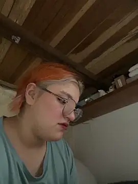 SophiaWeestt99 online show from 11/05/25, 03:20