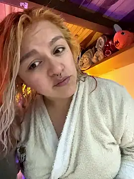 SophiaWeestt99 online show from 01/19/26, 05:44