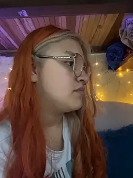 SophiaWeestt99 online show from 10/22/25, 02:22