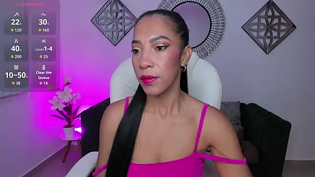 Shantaall  online show from 12/23/25, 10:25