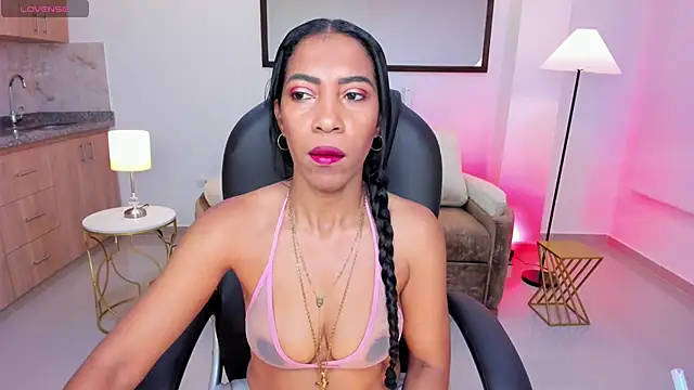 Shantaall  online show from 10/27/25, 07:37