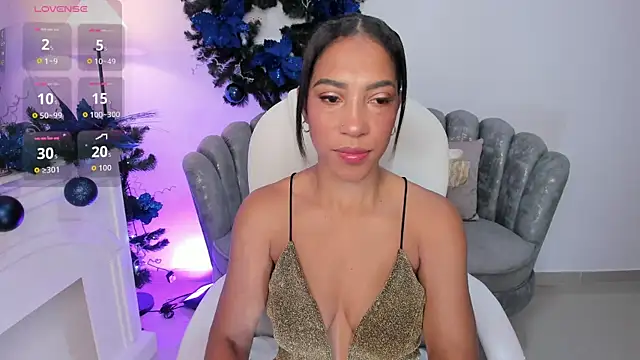 Shantaall  online show from 12/15/25, 12:22